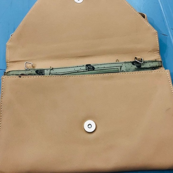 Brown sling (no negotiation) - Picture 2 of 4